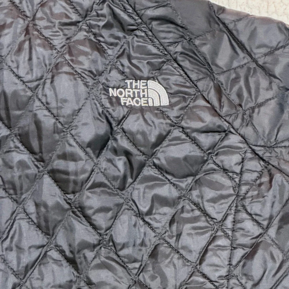 The North Face ThermoBall Jacket Youth S 7/8 Black Nylon Quilted Puffer Outdoor